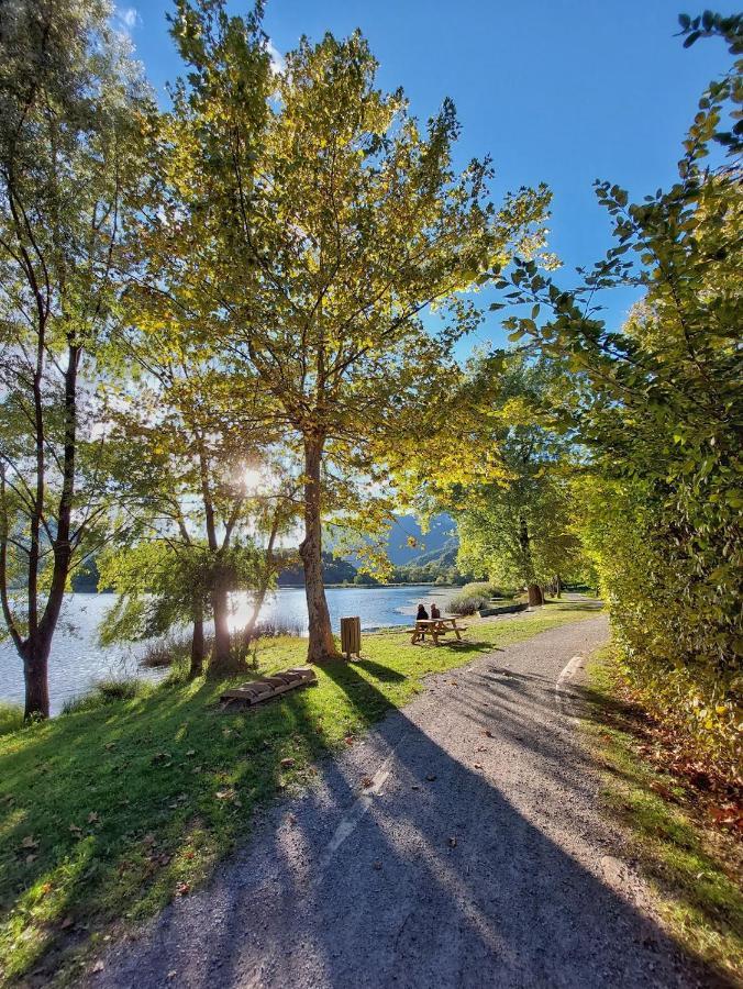 Villaggio Turistico Il Lago Dorato Carlazzo Екстериор снимка