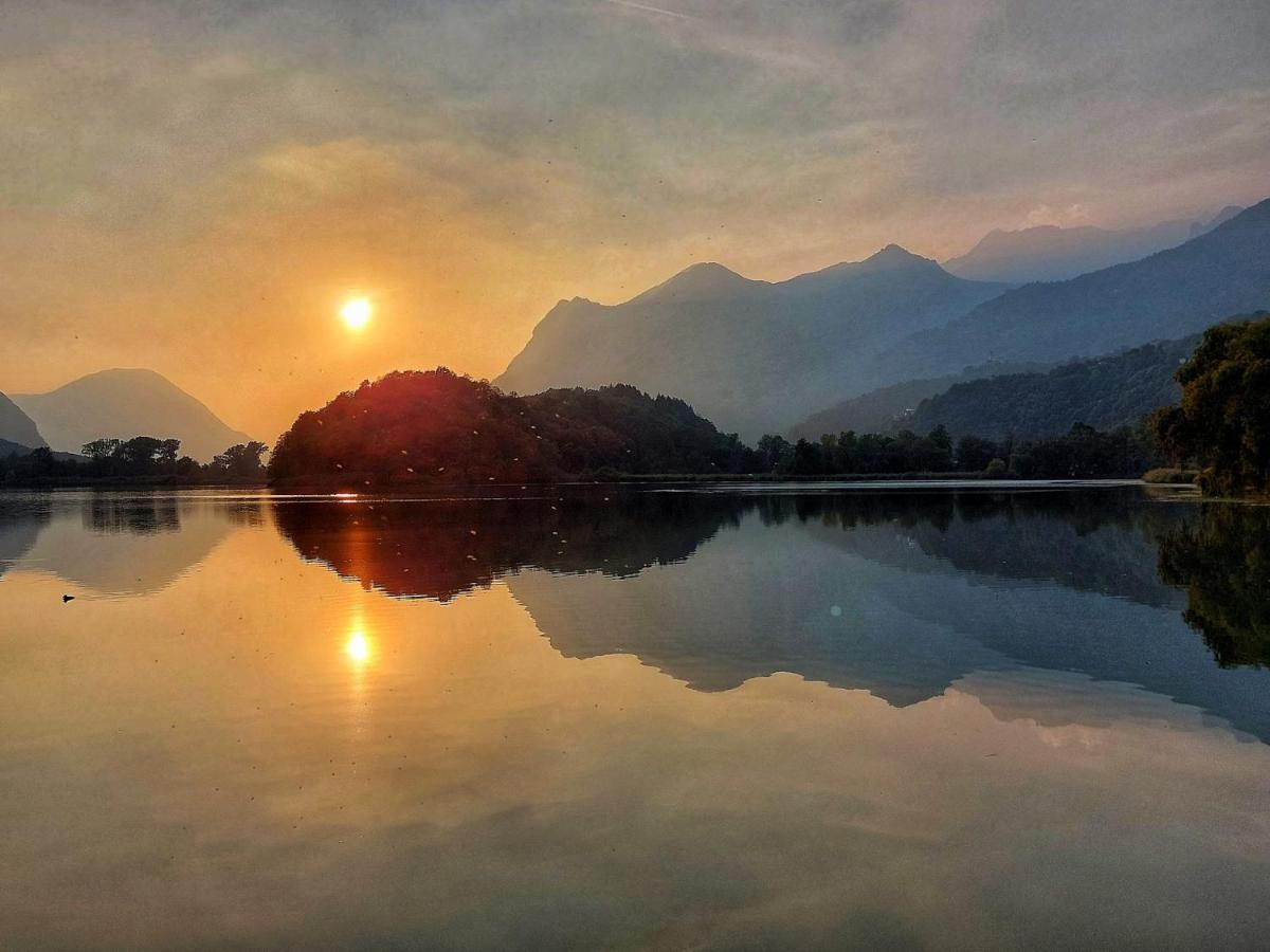 Villaggio Turistico Il Lago Dorato Carlazzo Екстериор снимка